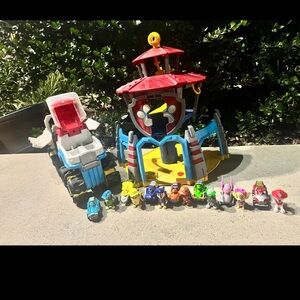 Paw Patrol Dino Rescue Headquarters Playset